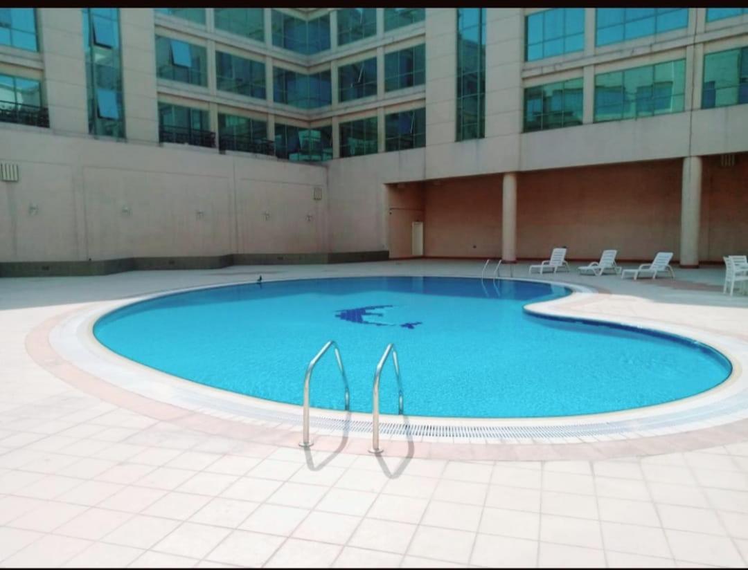 Havana Holiday Homes In Al Garhoud Dubai Exterior photo